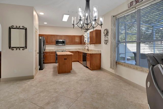 1221 BRAMLEY LANE, Deland, FL 32720