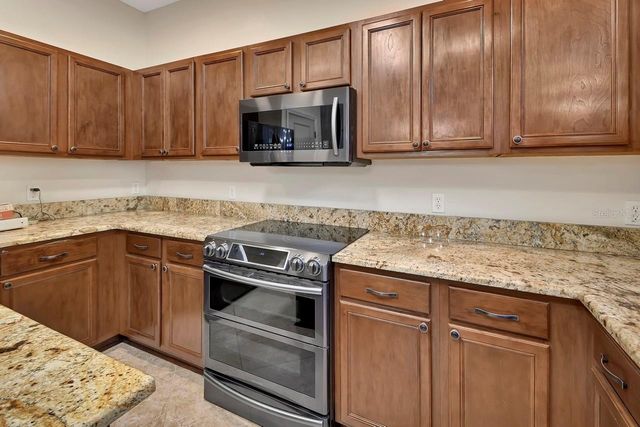 1221 BRAMLEY LANE, Deland, FL 32720