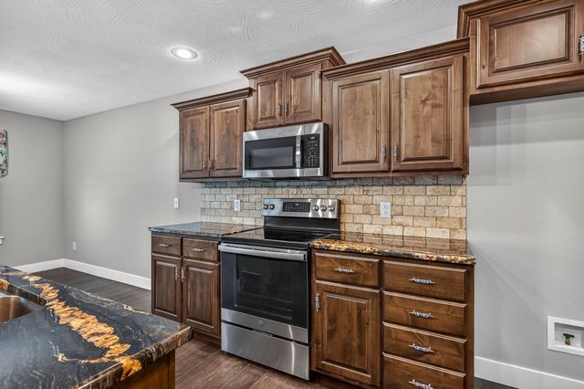 4881 W Washita Street, Springfield, MO 65802