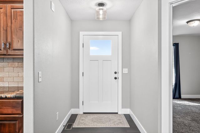 4881 W Washita Street, Springfield, MO 65802