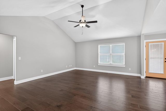 4881 W Washita Street, Springfield, MO 65802