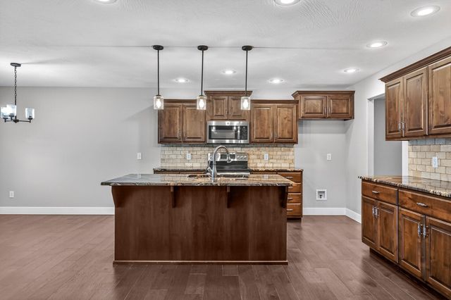 4881 W Washita Street, Springfield, MO 65802