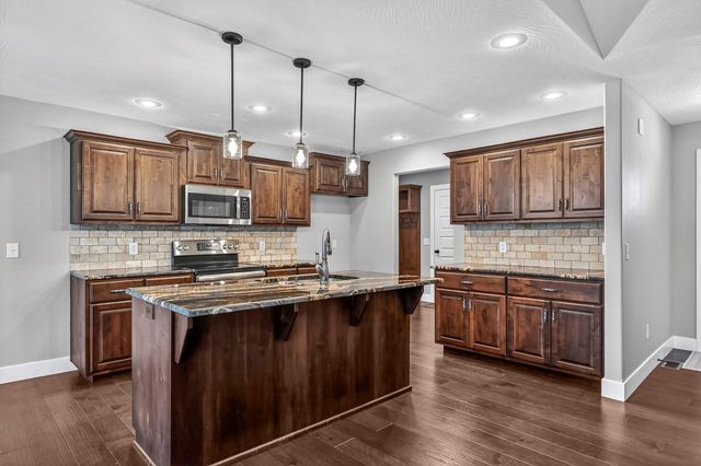 4881 W Washita Street, Springfield, MO 65802