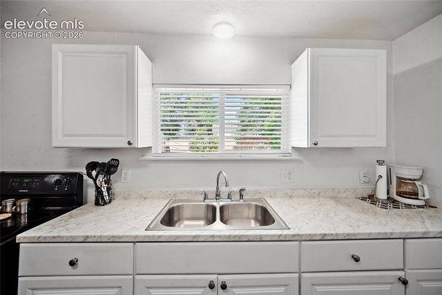 1017 West Street, Pueblo, CO 81003