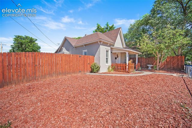 1017 West Street, Pueblo, CO 81003