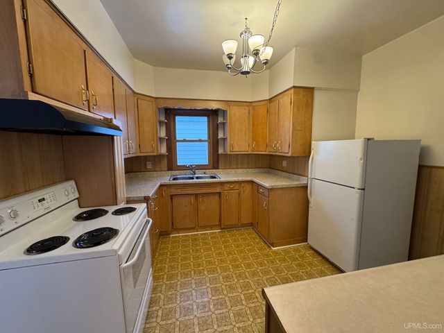 1857 Ledge Street, Niagara C-wi, WI 54151