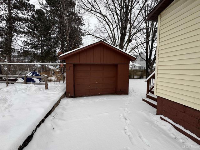 1857 Ledge Street, Niagara C-wi, WI 54151