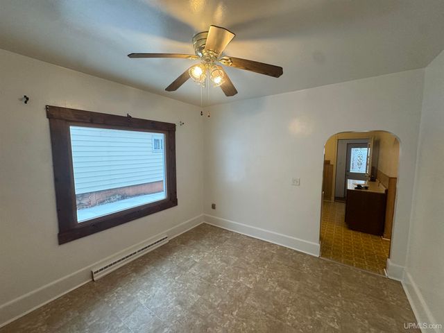 1857 Ledge Street, Niagara C-wi, WI 54151