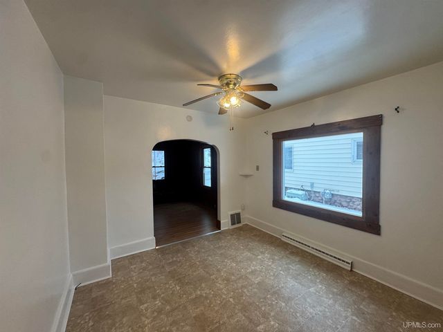 1857 Ledge Street, Niagara C-wi, WI 54151