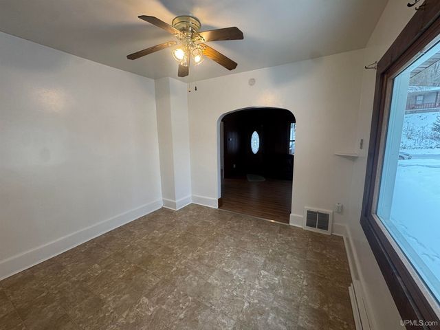 1857 Ledge Street, Niagara C-wi, WI 54151