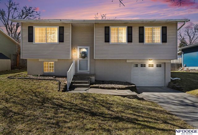 1502 James Street, Plattsmouth, NE 68048