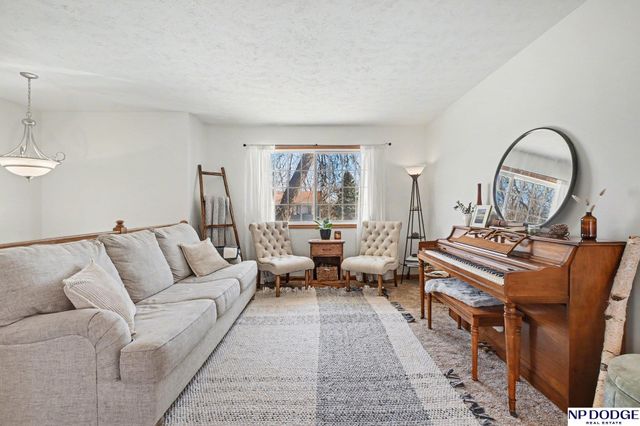 1502 James Street, Plattsmouth, NE 68048