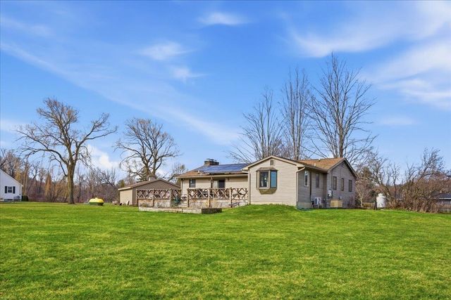 695 Dermody Road, Bennington, VT 05201