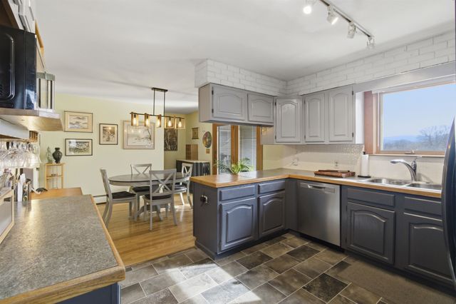 695 Dermody Road, Bennington, VT 05201