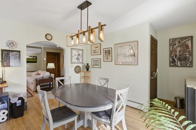 695 Dermody Road, Bennington, VT 05201