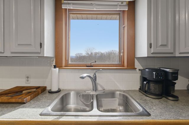 695 Dermody Road, Bennington, VT 05201