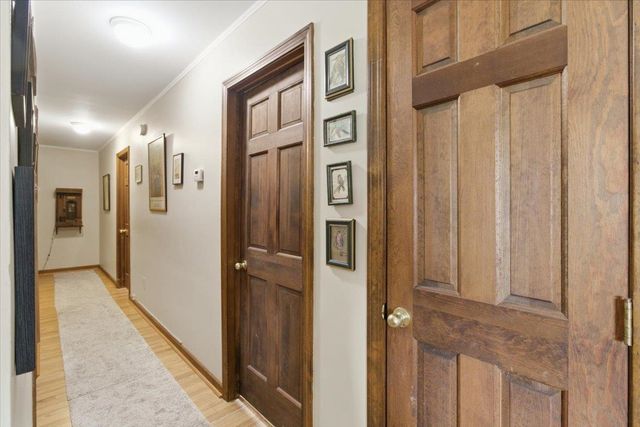 695 Dermody Road, Bennington, VT 05201