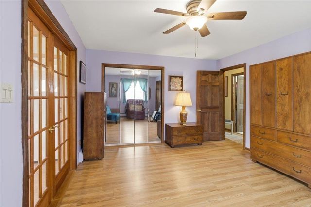 695 Dermody Road, Bennington, VT 05201