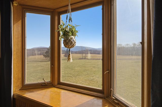 695 Dermody Road, Bennington, VT 05201