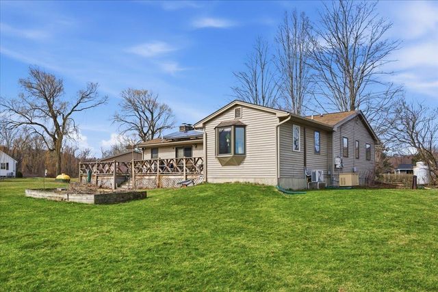 695 Dermody Road, Bennington, VT 05201