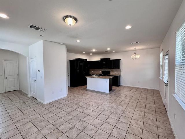 1001 ZODIAC LN 50, Round Rock, TX 78665