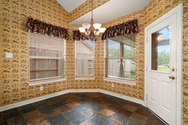 108 Marina Oaks Drive, Kemah, TX 77565