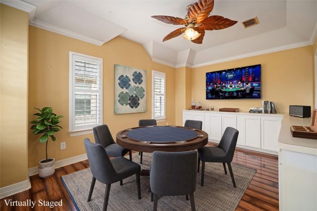 108 Marina Oaks Drive, Kemah, TX 77565