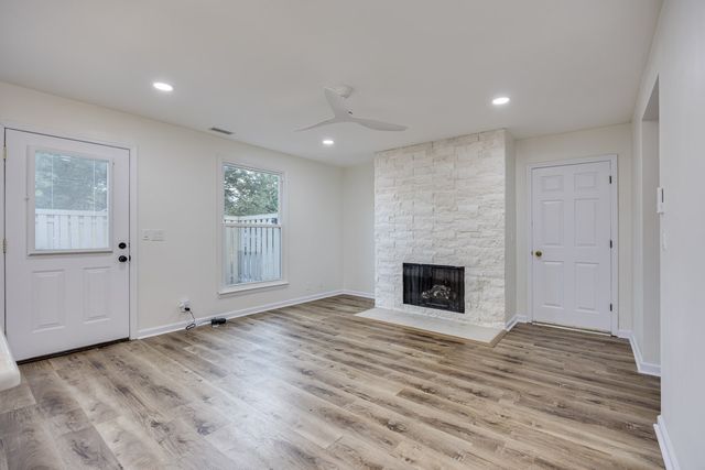 118 Boxwood Dr, Franklin, TN 37069