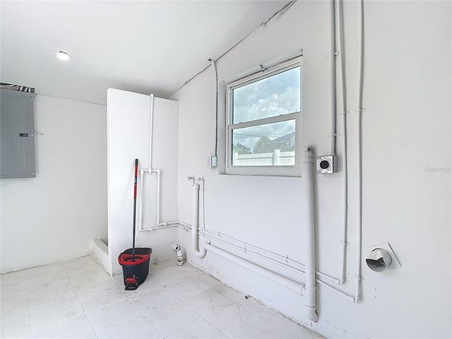 3095 PINETREE STREET, Port Charlotte, FL 33952