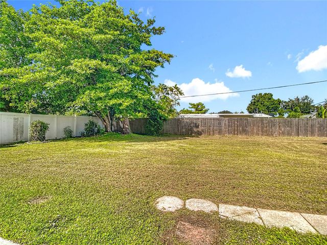 3095 PINETREE STREET, Port Charlotte, FL 33952