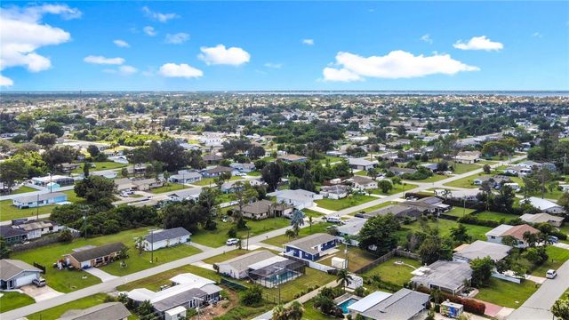 3095 PINETREE STREET, Port Charlotte, FL 33952