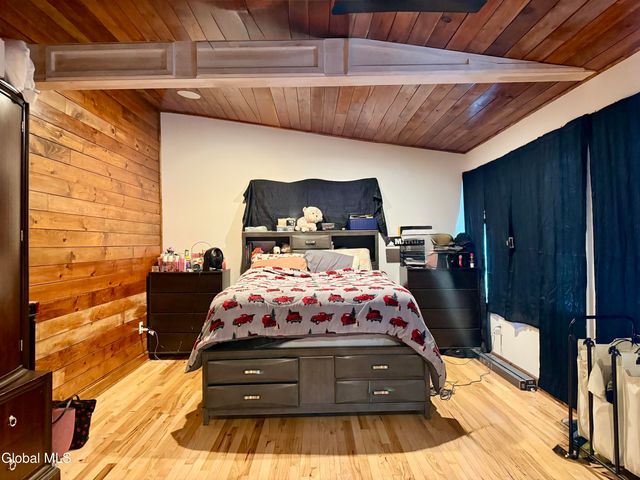 308 Oak Street, Corinth, NY 12822