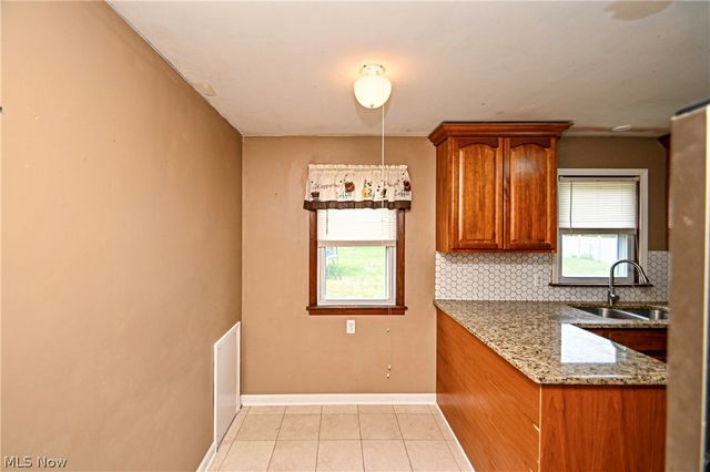 420 Stuart Street NW, Massillon, OH 44646