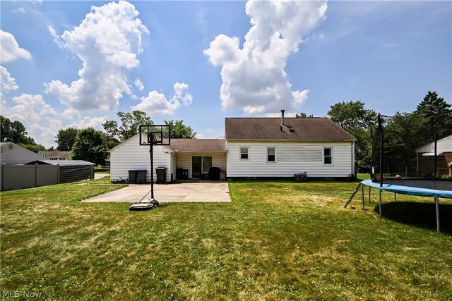420 Stuart Street NW, Massillon, OH 44646
