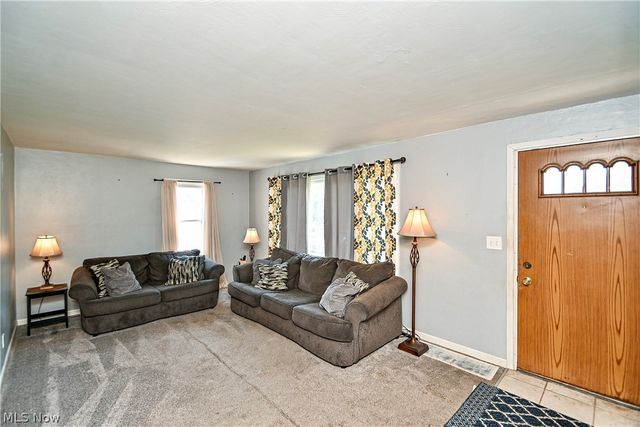 420 Stuart Street NW, Massillon, OH 44646