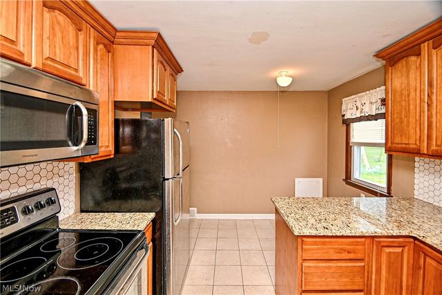 420 Stuart Street NW, Massillon, OH 44646