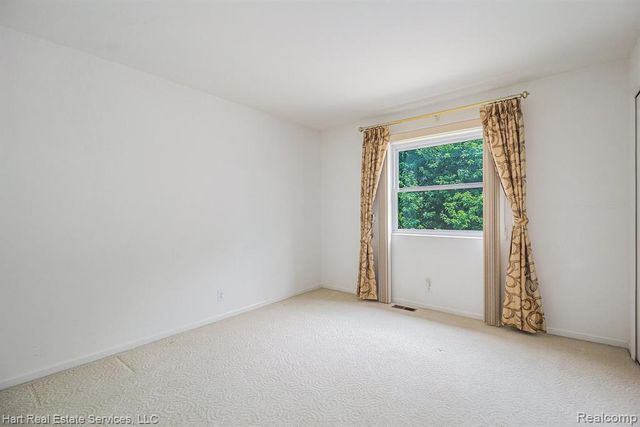 2106 Cattail Circle, Rochester Hills, MI 48309