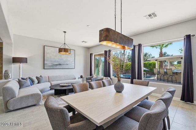 6738 S RACHAEL Way, Gilbert, AZ 85298