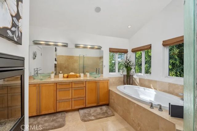 19121 La Pradera, Yorba Linda, CA 92886