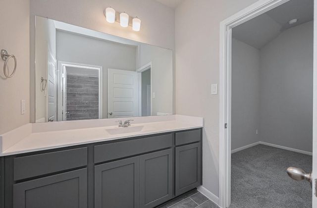 1070 Comal Trail, Dayton, TX 77535