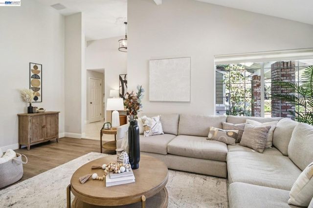 3388 Royal Meadow Ln, San Jose, CA 95135