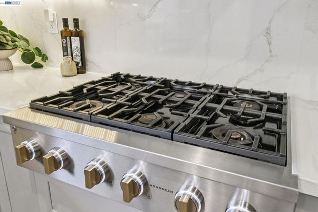 3388 Royal Meadow Ln, San Jose, CA 95135