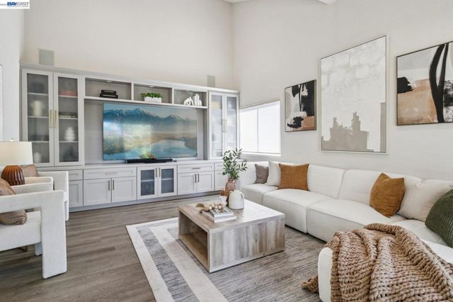 3388 Royal Meadow Ln, San Jose, CA 95135