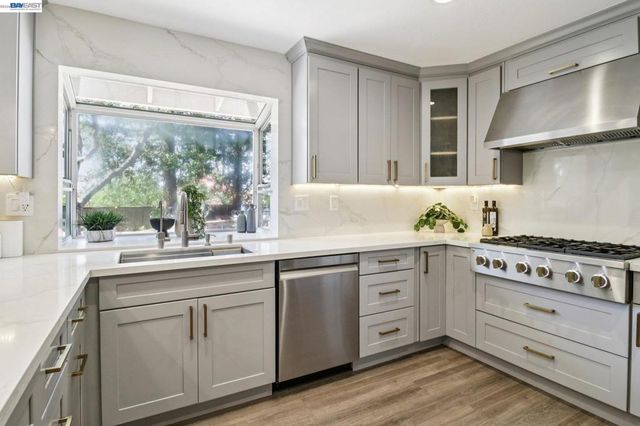 3388 Royal Meadow Ln, San Jose, CA 95135