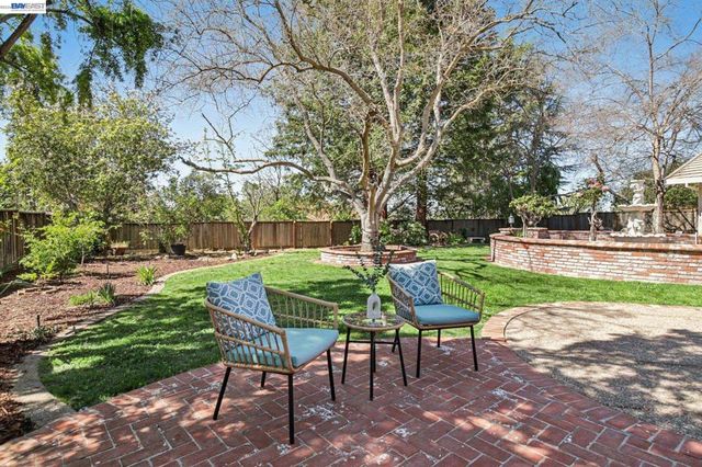 3388 Royal Meadow Ln, San Jose, CA 95135