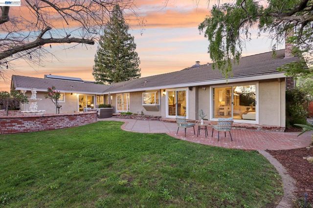 3388 Royal Meadow Ln, San Jose, CA 95135