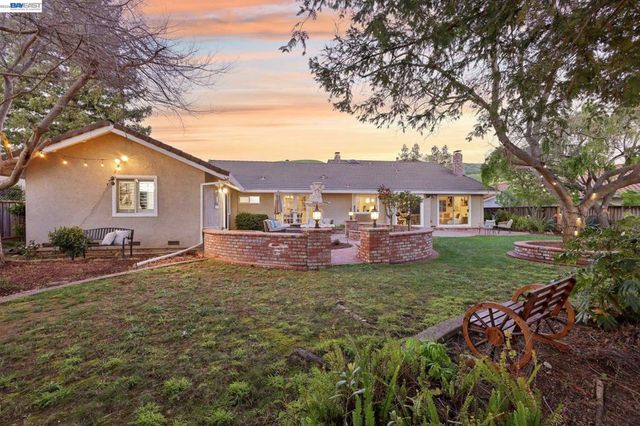 3388 Royal Meadow Ln, San Jose, CA 95135