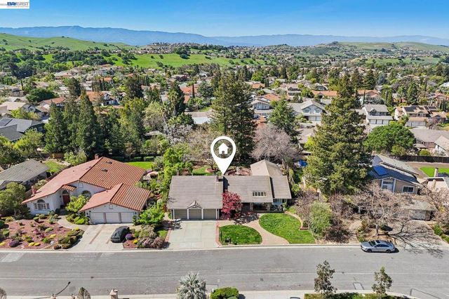 3388 Royal Meadow Ln, San Jose, CA 95135