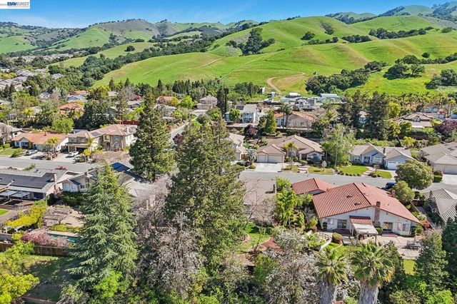 3388 Royal Meadow Ln, San Jose, CA 95135