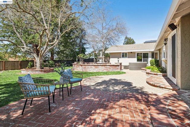 3388 Royal Meadow Ln, San Jose, CA 95135